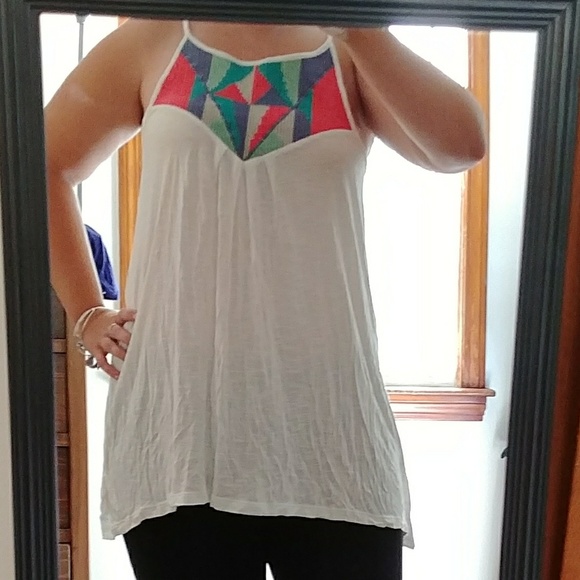 American Eagle geometric flowy tank top - Picture 3 of 9